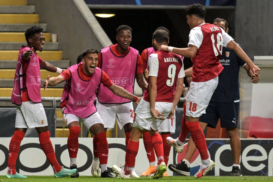 而频繁更换 而频繁更换