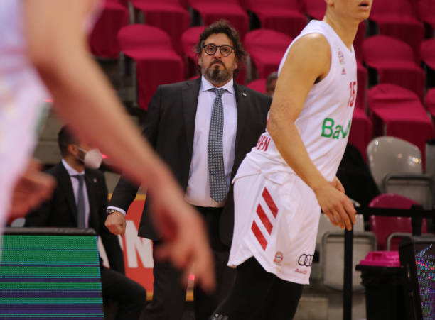 场氛围中 场氛围中